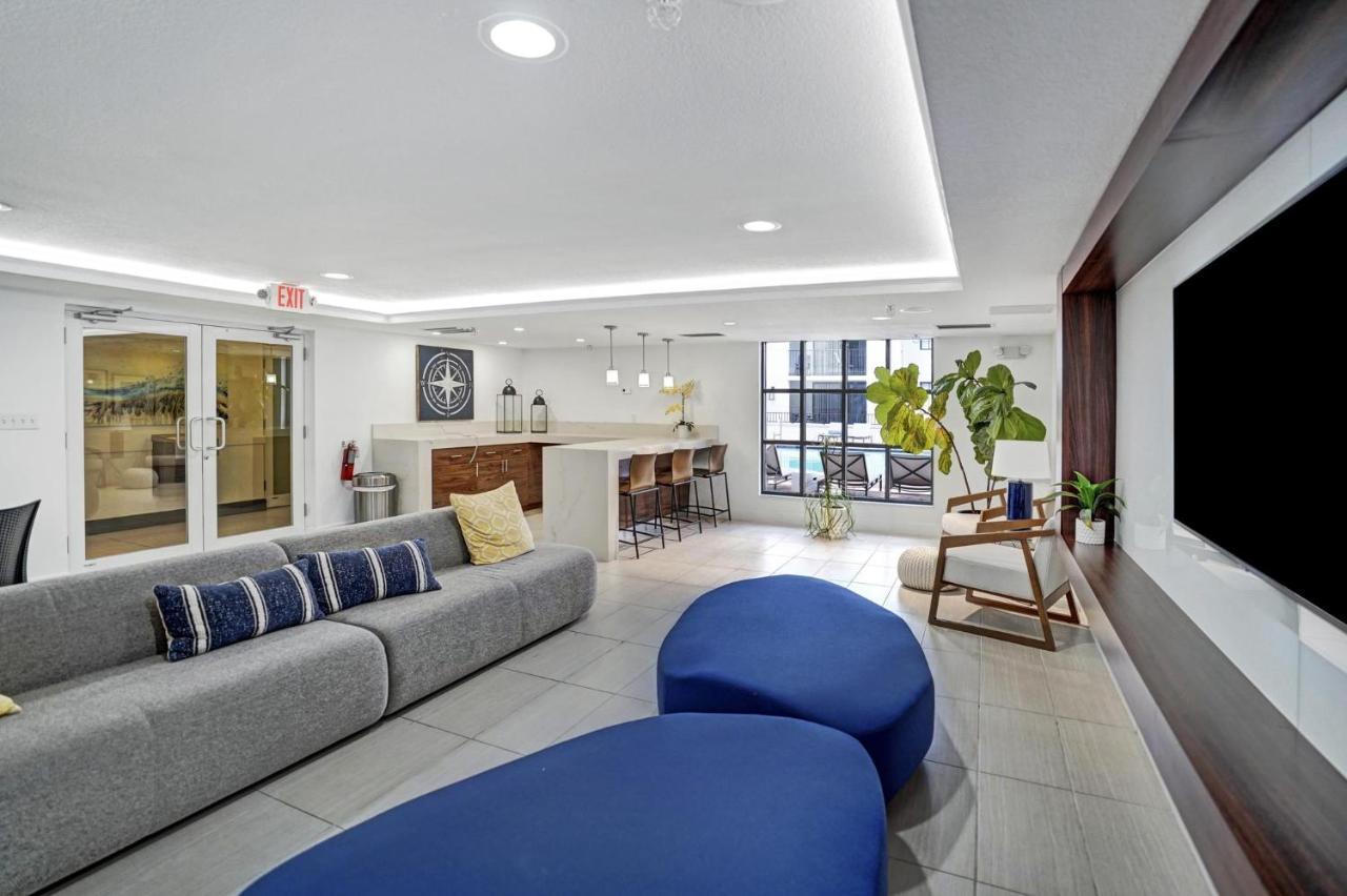 Dharma Home Suites Coral Gables At Gables Grand Plaza 迈阿密 外观 照片