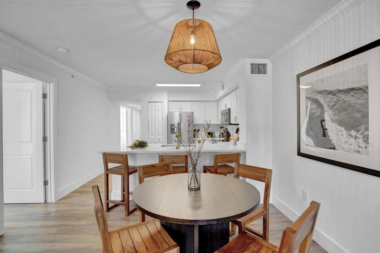 Dharma Home Suites Coral Gables At Gables Grand Plaza 迈阿密 外观 照片