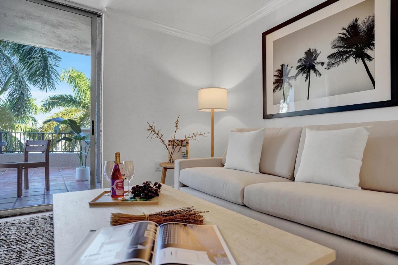 Dharma Home Suites Coral Gables At Gables Grand Plaza 迈阿密 外观 照片