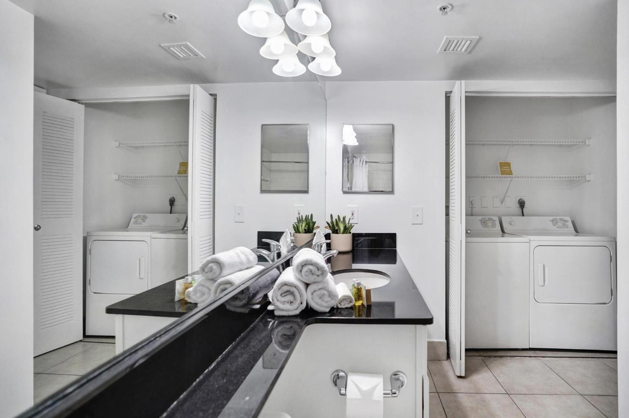 Dharma Home Suites Coral Gables At Gables Grand Plaza 迈阿密 客房 照片